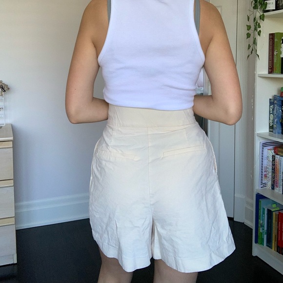 Zara paperbag shorts - Picture 3 of 4